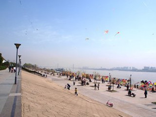 http://oa.4000500521.com//upimg/seot/t20161108154406176.jpg